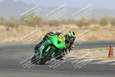 media/Apr-16-2022-CVMA (Sat) [[090b37c3ce]]/Race 11 Amateur Supersport Middleweight/